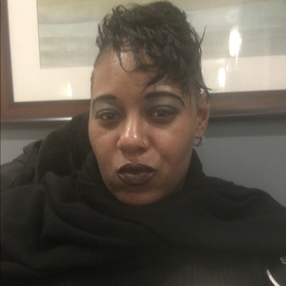 Meet your Posher, Antika - Picture 1 of 1